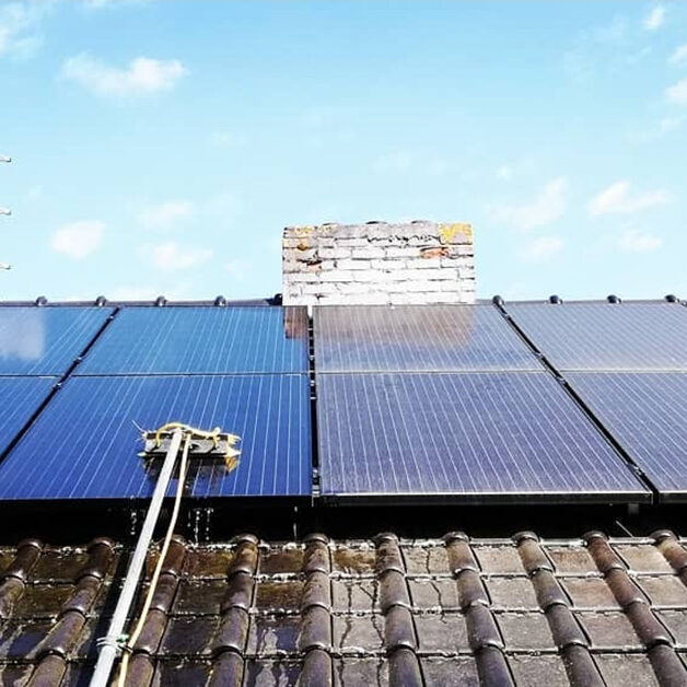 Nettoyage panneaux photovoltaïque avant/après par North Group